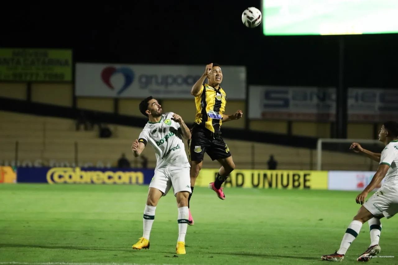 Novorizontino 1 x 1 Cuiabá - Tigre assume a liderança da Série B 4 NOVORIZONTINO X CUIABA JUAN RODRIGUES 1