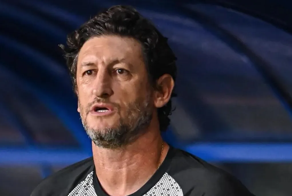Rafael Piccinin é o técnico do Barra na Copa SC