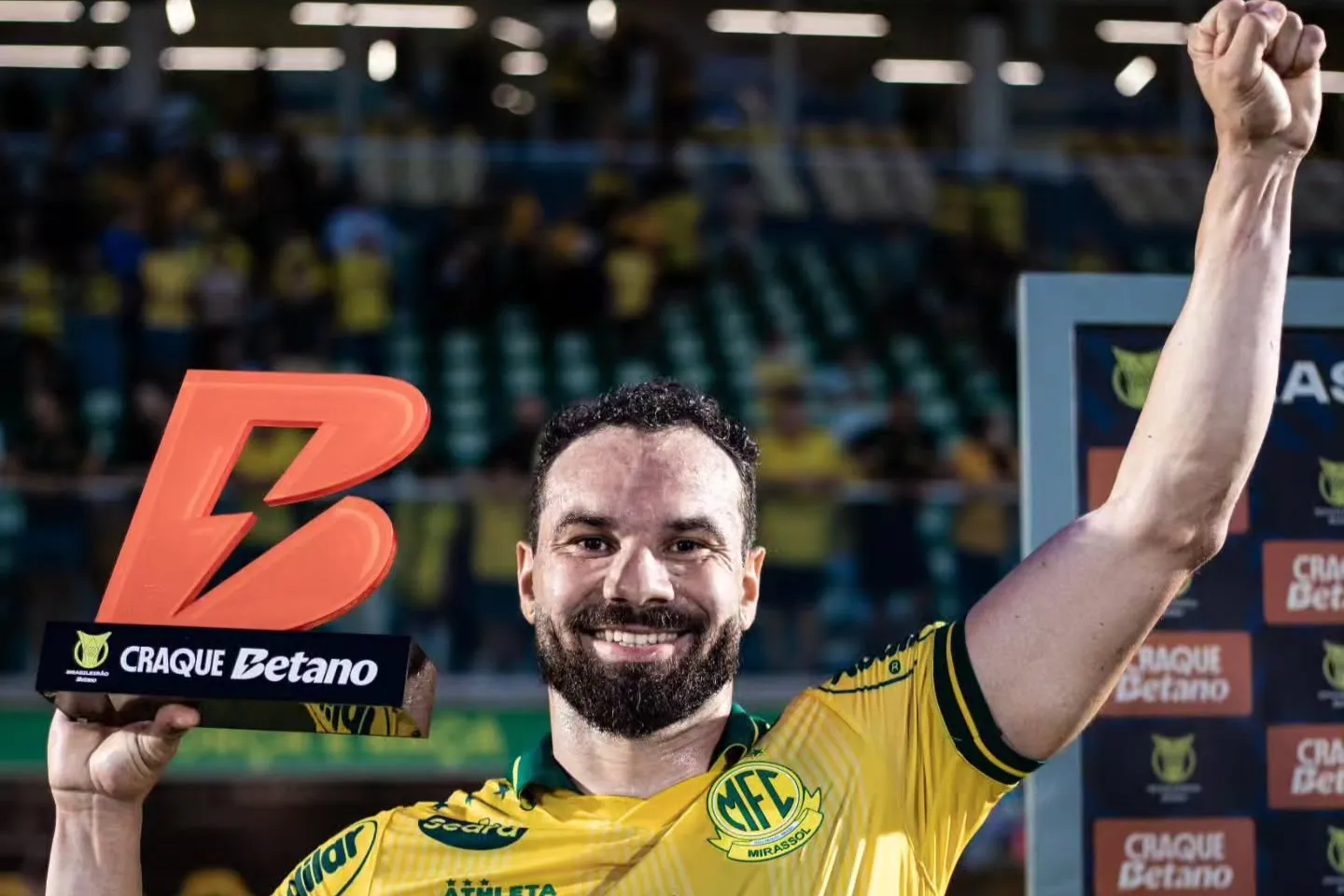 Edson Carioca exalta reação do Mirassol após empate com o Vitória (Foto: Divulgação)