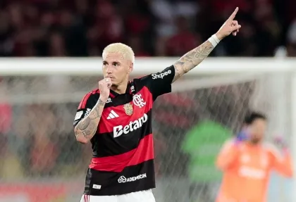 Flamengo vence mais uma no Maracanã