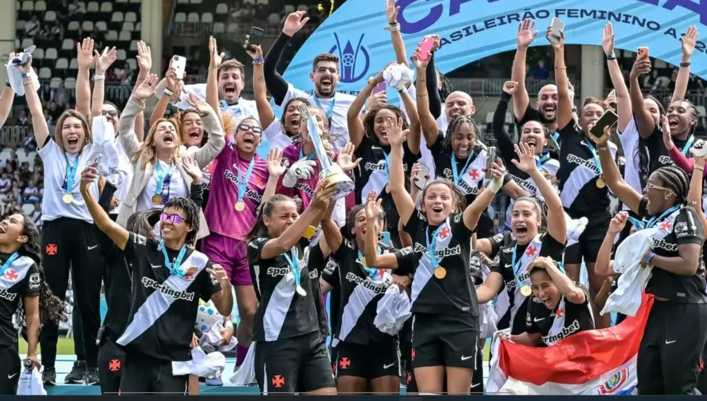 BRASILEIRO FEMININO A2: Vasco coroa campanha com título em São Januário