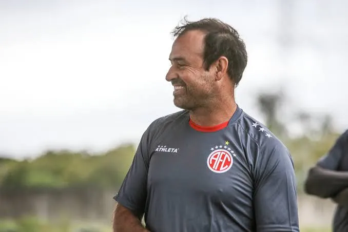 Sidney Moraes