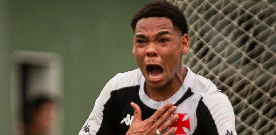 Clube saudita tem interesse na contratação de zagueiro do Vasco
