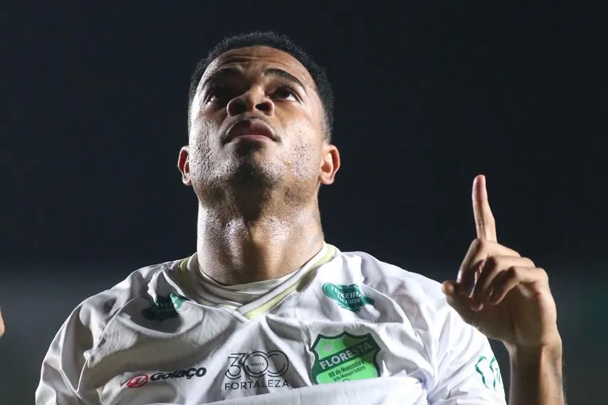 Botafogo-PB 0 x 1 Floresta-CE - Belo se complica no quadrangular 3 Botafogo-PB 0 x 1 Floresta-CE - Belo se complica no quadrangular (Foto: Leandro Leite /Floresta EC)