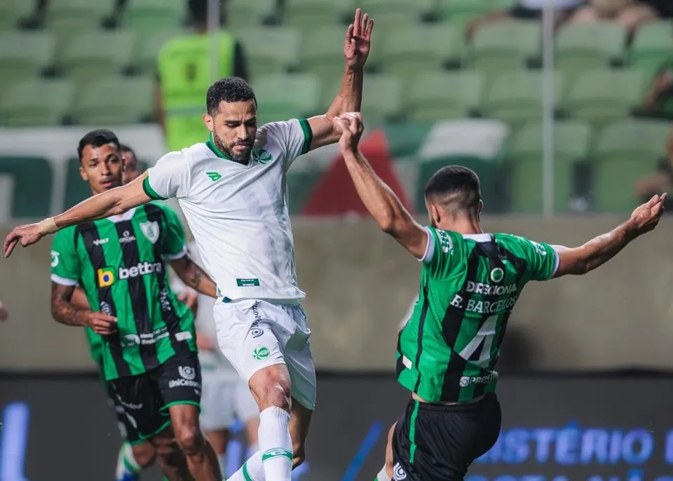 Herói do Juventude celebra vitória na Série B: "Ano muito difícil" 2 América-MG Juventude Série B
