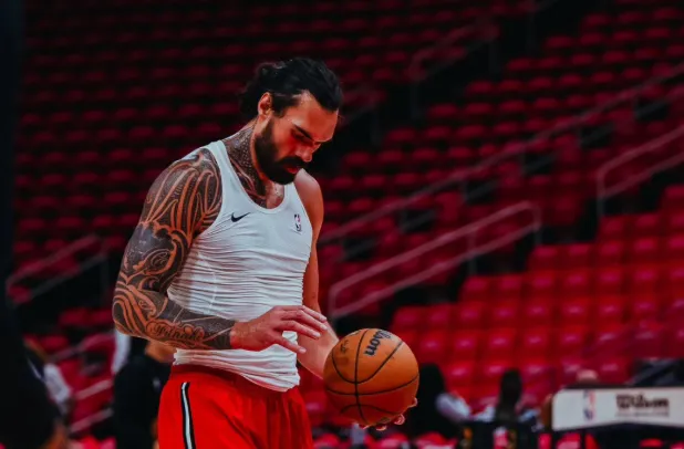 Steven Adams