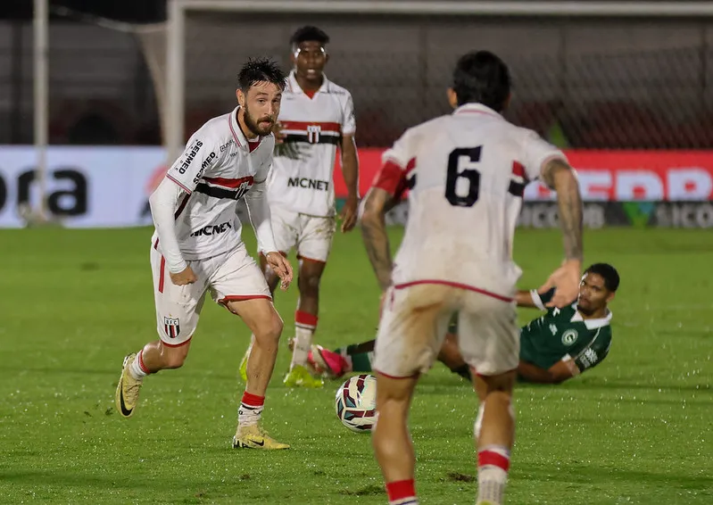botafogo sp jejum serie b joao victor menezes