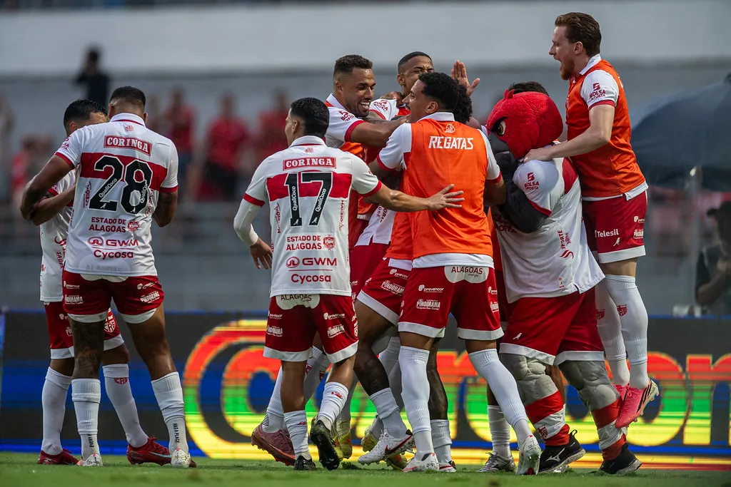 SÉRIE B: Criciúma vence clássico e segue no G-6 2 CRB bate Cuiabá Série B