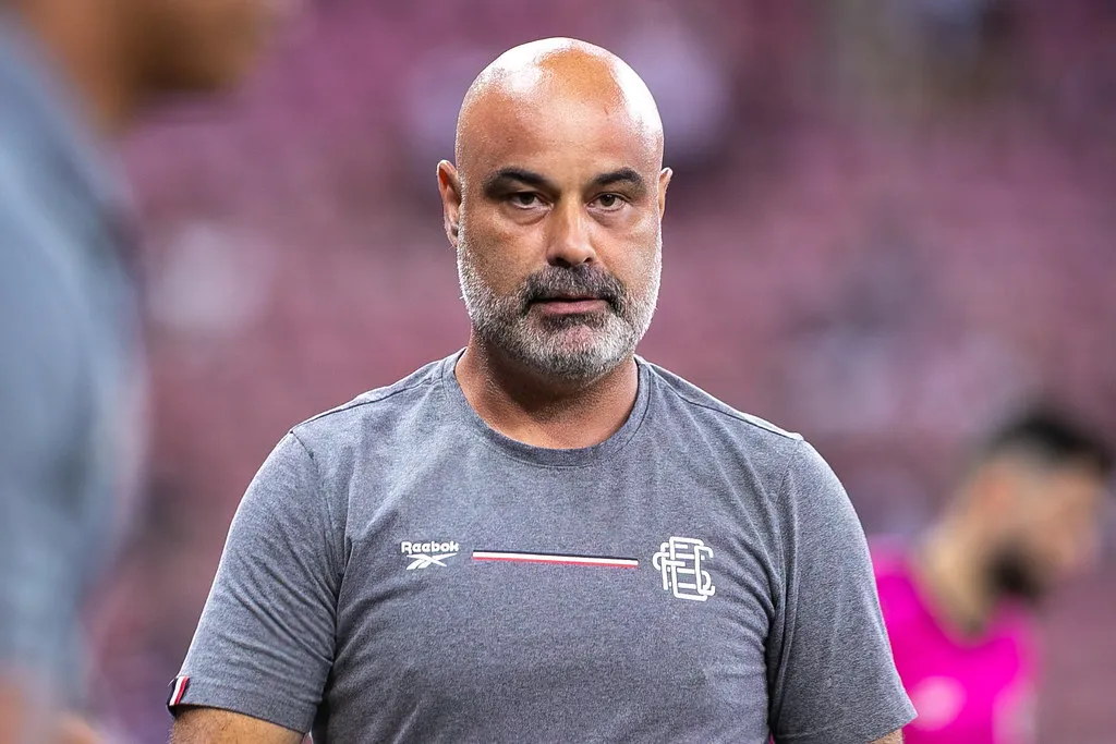 Cristian de Souza exalta vitória Santa Cruz