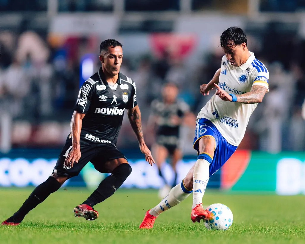 Goleiro do Cruzeiro lamenta derrota diante do Santos: "Estamos chateados" 3 Cruzeiro perde Santos Brasileirão