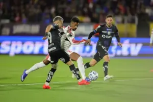 Independiente del Valle-EQU 0 x 2 Flamengo – Mengão perto da semifinal da Libertadores