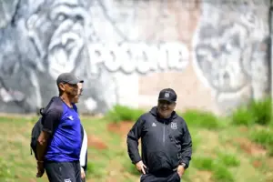 Gilson Kleina dedica vitória da Ponte Preta a criança em Campinas