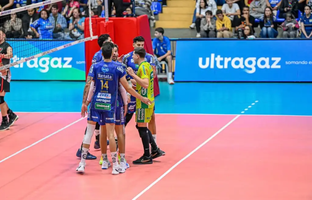 Vôlei Renata faz jogo atrasado pelo Paulista no Taquaral