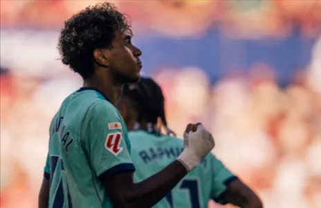 lamine yamal bola de ouro barcelona