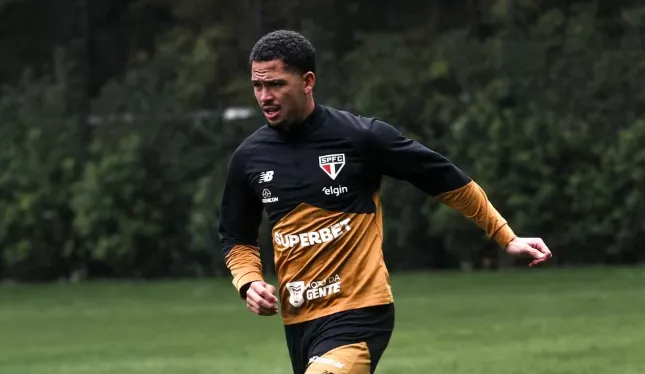 São Paulo altera setor ofensivo para decisão contra o Boca