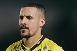 Mário Sérgio celebra triunfo e projeta decisão no São Bernardo
