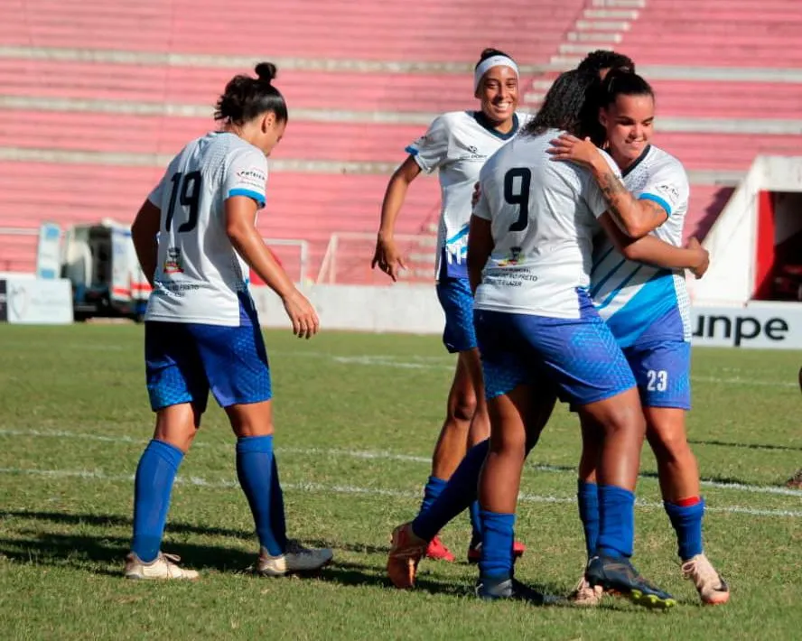 Realidade Jovem goleia SE Lemense Taça Paulistana Feminina