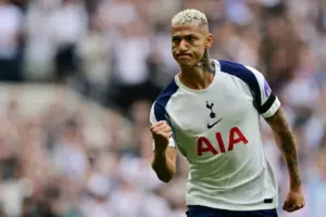 A cruzada entre Richarlison e Tottenham: o que o atacante pode fazer para deixar o clube