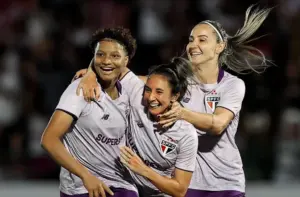 BRASILEIRÃO FEMININO: São Paulo elimina o Flamengo e pode reencontrar Corinthians na final