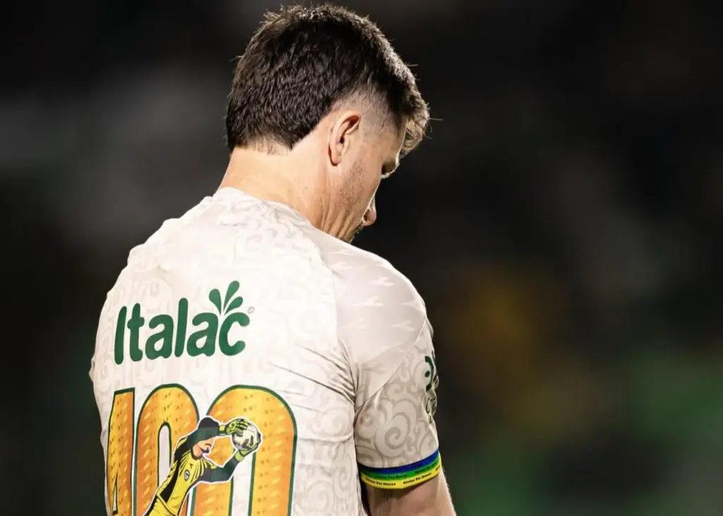 Goianos dominam Seleção FI da 25ª rodada da Série B 3 Tadeu Goiás Seleção FI