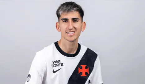 Vasco oficializa contratação do meia argentino Alan Lescano