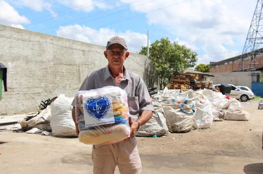 LBV mobiliza arrecadação de alimentos para beneficiar milhares de famílias no Natal 4 xdtzWlm1 image