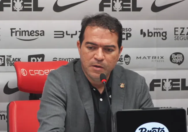 Marcelo Paz agradece Diniz pelo trabalho no Corinthians: ‘Uma grande pessoa’