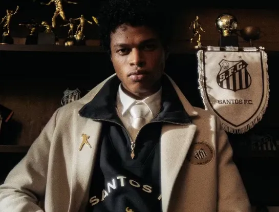 Santos lança linha urbana em homenagem a Pelé