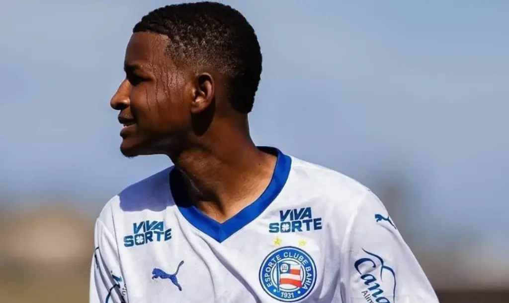 Destaque na base do Bahia na mira do México e mundo árabe 2 ALEX SOUZA 2