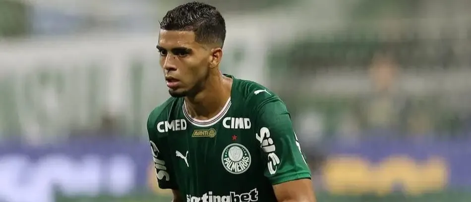 Destaque do Palmeiras fica perto de renovar contrato até 2030