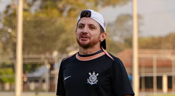 Quem é William Batista, que comandará o Corinthians no Derby