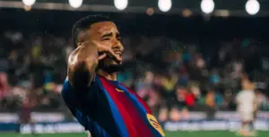 ESPANHOL: Gabriel Jesus substitui Raphinha, marca e ajuda o Barcelona a vencer o Getafe
