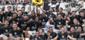 Inter é Série B de novo: jogadores celebram acesso