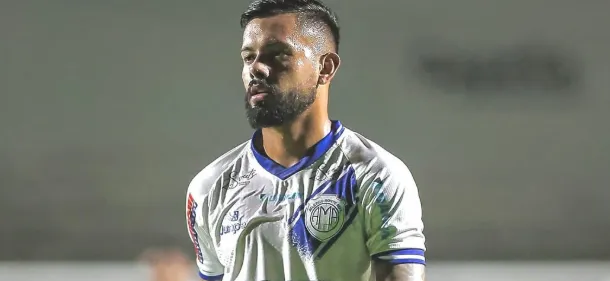Marília renova com Alyson Motta e negocia com ex-Monte Azul