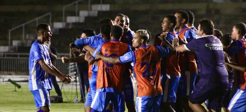 Cruzeiro e Santa Rita decidem título nesta terça-feira