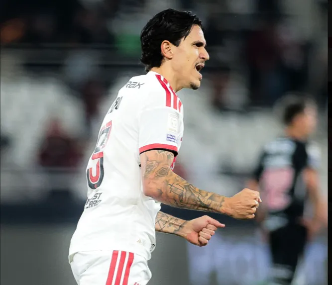 BRASILEIRÃO: Flamengo abre vantagem na ponta; Cruzeiro vence clássico e Grêmio sai do Z4