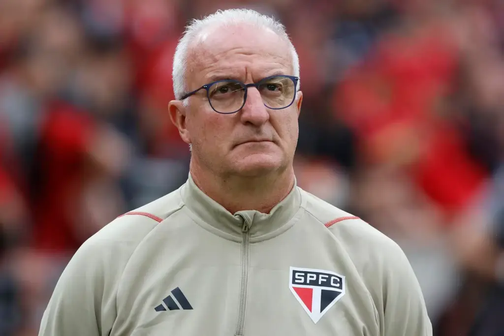 Dorival critica estrutura do São Paulo: 'Um dos trabalhos mais complicados'