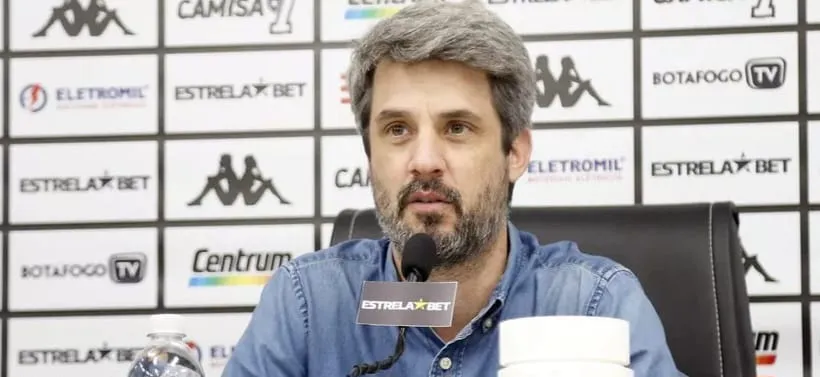 Santa Cruz oficializa acerto com o executivo de futebol Eduardo Freeland