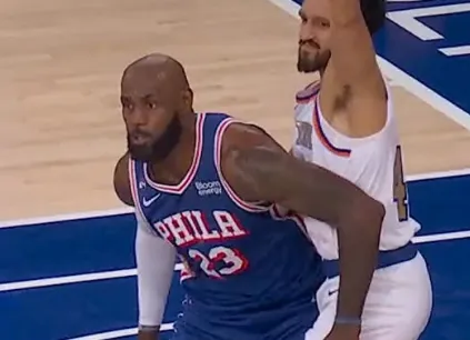 LeBron James marca 14 pontos na abertura da temporada da NBA