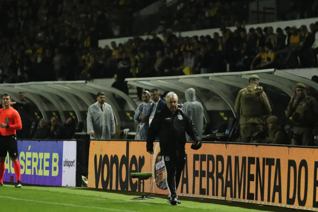 Ponte Preta atinge 27 derrotas na Série B. Veja as notas!