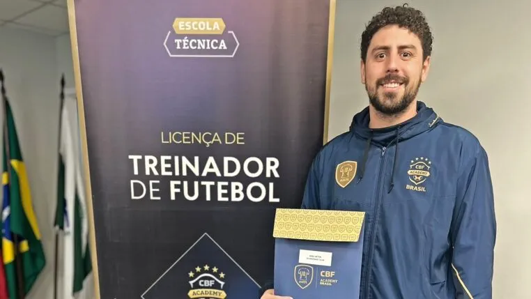 Técnico do Manaus conclui Licença A da CBF Academy em Curitiba