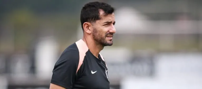 Conheça Léo Porto, técnico interino do Corinthians contra o Vitória