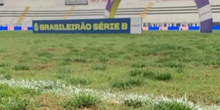 Gramado do Majestoso alagado: chuva forte ou drenagem ruim? 4 Série B - Ponte Preta - gramado