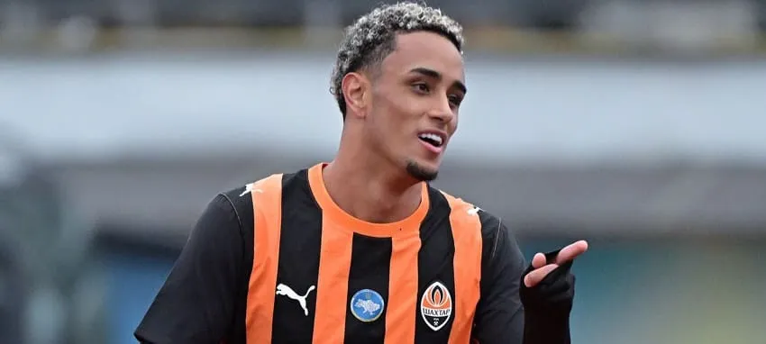 Cria do Flamengo marca pelo Shakhtar Donetsk e mira evolução