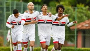 PAULISTA SUB-20: São Paulo vence Desportivo Brasil e abre vantagem nas oitavas