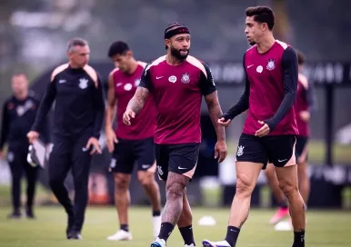 Memphis tem sofre lesão e preocupa Corinthians antes de confronto direto com Vasco