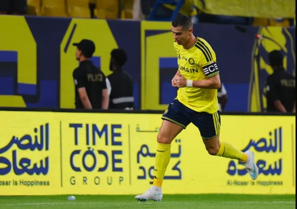 Após atrito com JJ, Cristiano Ronaldo marca pelo Al-Nassr e fica a 20 do milésimo gol