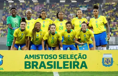 Brasil segue em sétimo no ranking feminino da Fifa