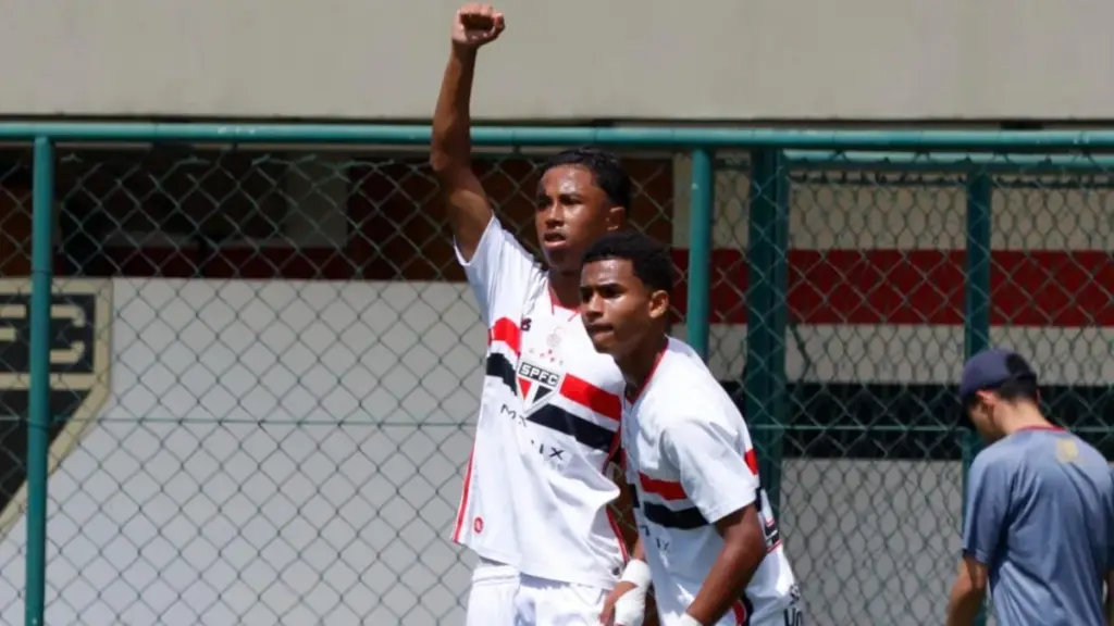 PAULISTA SUB-15: São Paulo reage no clássico, e empates marcam abertura das quartas