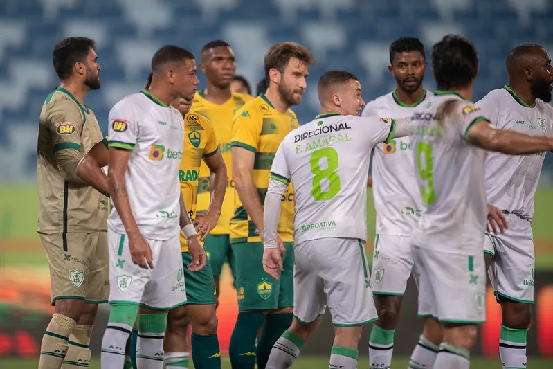 América-MG x Cuiabá – Onde assistir, escalações e arbitragem
